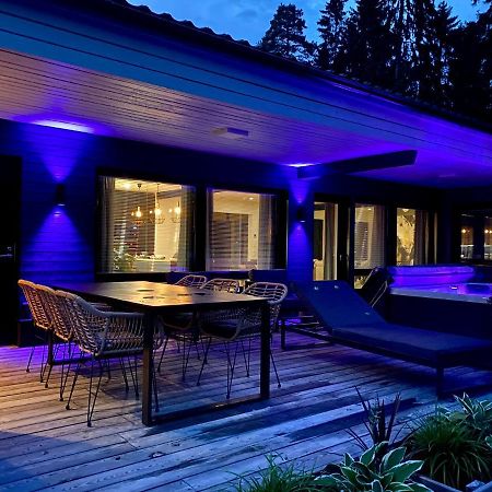 Idyllic Villa Unikko With Jacuzzi And Sauna Пори Экстерьер фото